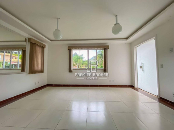 Imagem Casa com 4 Quartos à Venda, 205 m² em Albuquerque - Teresópolis Imagem Casa com 4 Quartos à Venda, 205 m² em Albuquerque - Teresópolis