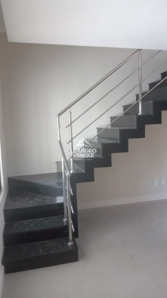 Imagem Sobrado com 3 Quartos à Venda, em Saguaçu - Joinville Imagem Sobrado com 3 Quartos à Venda, em Saguaçu - Joinville