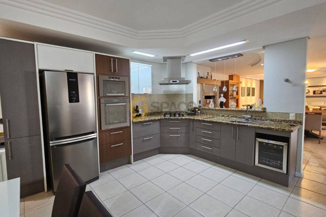 Imagem Casa com 3 Quartos à Venda, 260 m² em Chico De Paulo - Jaraguá Do Sul