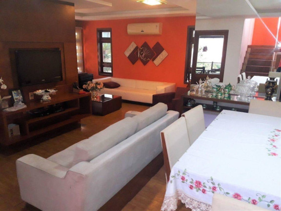 Imagem Casa com 4 Quartos à Venda, 700 m² em Piratininga - Niterói Imagem Casa com 4 Quartos à Venda, 700 m² em Piratininga - Niterói