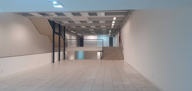 Sala Comercial para Alugar, 1 m² em Santo Amaro - São Paulo