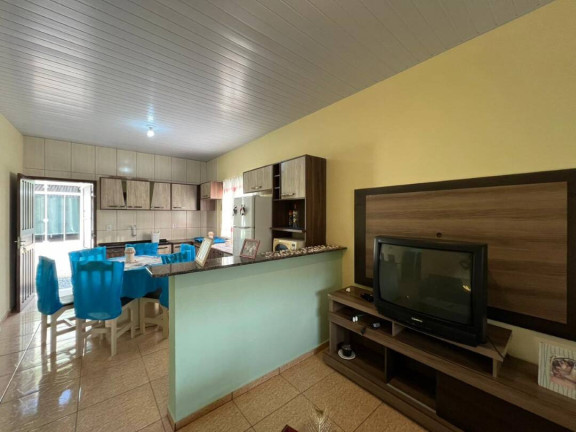 Imagem Casa com 6 Quartos à Venda, 230 m² em Salinas - Balneário Barra Do Sul Imagem Casa com 6 Quartos à Venda, 230 m² em Salinas - Balneário Barra Do Sul