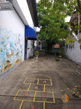 Imagem Casa com 3 Quartos à Venda, 350 m² em Barro Vermelho - São Gonçalo Imagem Casa com 3 Quartos à Venda, 350 m² em Barro Vermelho - São Gonçalo