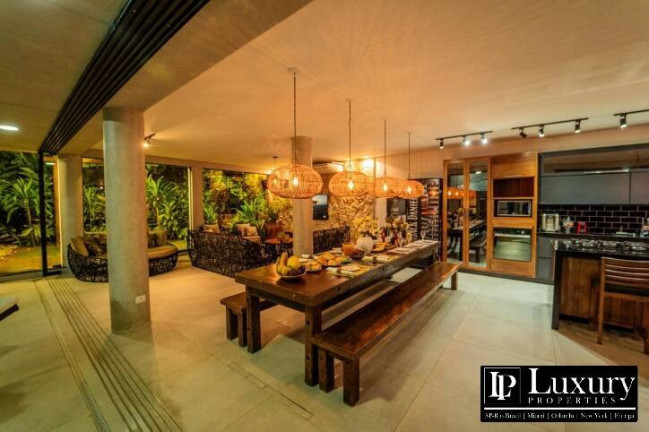Imagem Casa com 8 Quartos à Venda, 678 m² em Boraceia - Bertioga Imagem Casa com 8 Quartos à Venda, 678 m² em Boraceia - Bertioga