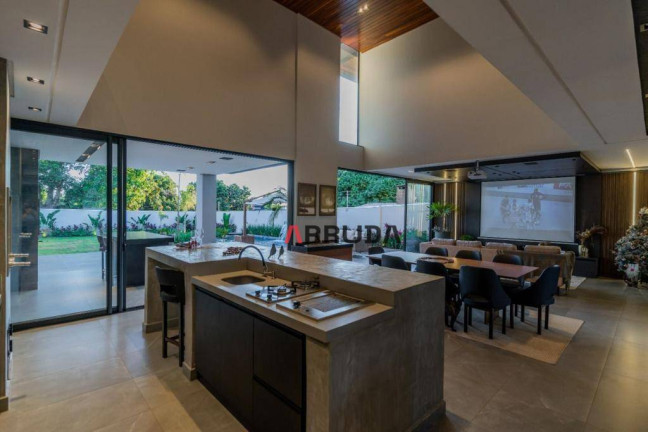 Imagem Sobrado com 3 Quartos à Venda, 450 m² em Canadá - Cascavel Imagem Sobrado com 3 Quartos à Venda, 450 m² em Canadá - Cascavel