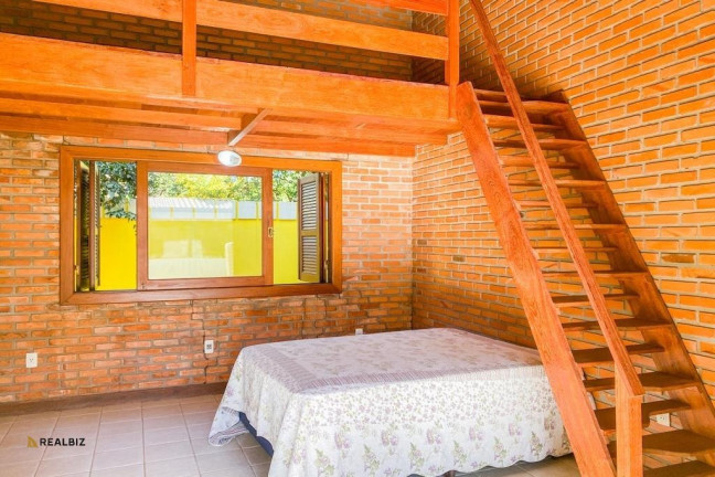 Imagem Casa com 6 Quartos à Venda, 432 m² em Fazenda Da Armação - Governador Celso Ramos Imagem Casa com 6 Quartos à Venda, 432 m² em Fazenda Da Armação - Governador Celso Ramos