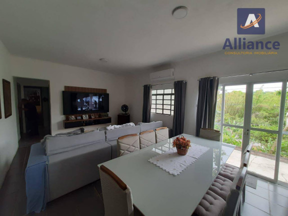 Imagem Chácara com 4 Quartos à Venda, 220 m² em Estiva - Louveira