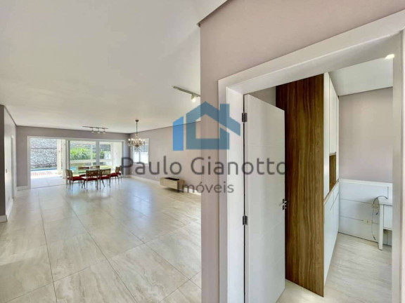 Imagem Casa de Condomínio com 4 Quartos à Venda, 332 m² em Granja Viana - Cotia Imagem Casa de Condomínio com 4 Quartos à Venda, 332 m² em Granja Viana - Cotia