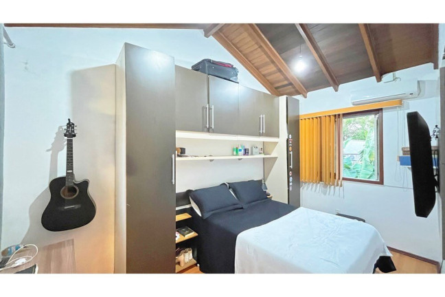 Imagem Casa com 3 Quartos à Venda, 97 m² em Tristeza - Porto Alegre Imagem Casa com 3 Quartos à Venda, 97 m² em Tristeza - Porto Alegre