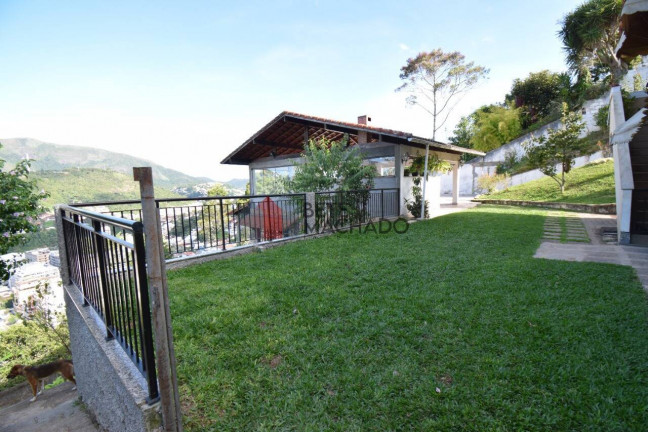 Imagem Casa com 3 Quartos à Venda, 1.674 m² em Panorama - Teresópolis