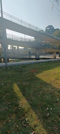 Galpão à Venda ou Locação, 210 m² em Itaquera - São Paulo
