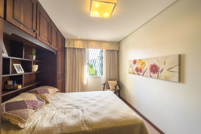 Imagem Casa com 3 Quartos à Venda, 85 m² em Petrópolis - Porto Alegre Imagem Casa com 3 Quartos à Venda, 85 m² em Petrópolis - Porto Alegre