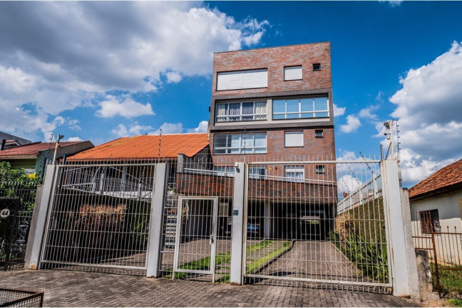 Imagem Imóvel com 3 Quartos à Venda, 129 m² em Camaquã - Porto Alegre Imagem Imóvel com 3 Quartos à Venda, 129 m² em Camaquã - Porto Alegre