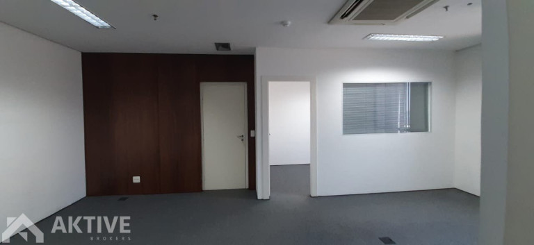 Imagem Sala Comercial à Venda, 51 m² em Alphaville - Barueri
