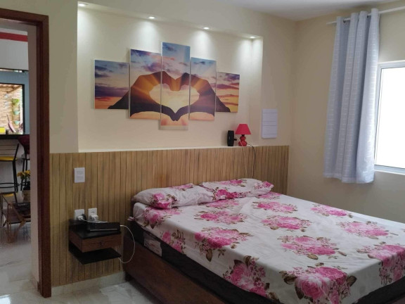 Imagem Casa com 3 Quartos à Venda, 300 m²