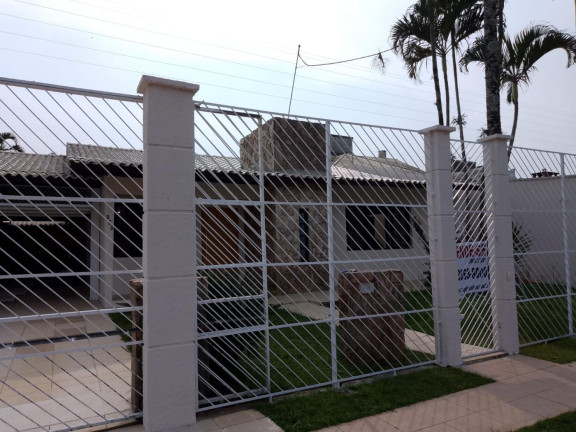 Imagem Casa com 3 Quartos à Venda, 195 m² em Itacorubi - Florianópolis Imagem Casa com 3 Quartos à Venda, 195 m² em Itacorubi - Florianópolis