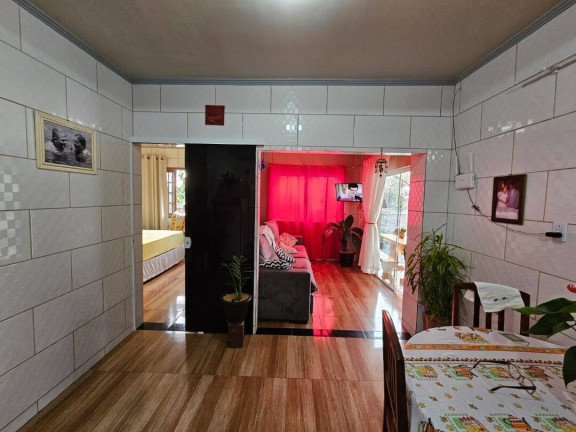 Imagem Casa com 6 Quartos à Venda, 160 m² em Centro - Balneário Barra Do Sul Imagem Casa com 6 Quartos à Venda, 160 m² em Centro - Balneário Barra Do Sul
