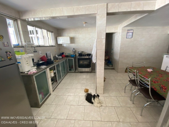 Imagem Sobrado com 2 Quartos à Venda,  em Saracuruna - Duque De Caxias