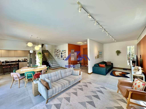 Imagem Casa com 4 Quartos à Venda, 345 m² em Granja Viana - Carapicuíba Imagem Casa com 4 Quartos à Venda, 345 m² em Granja Viana - Carapicuíba