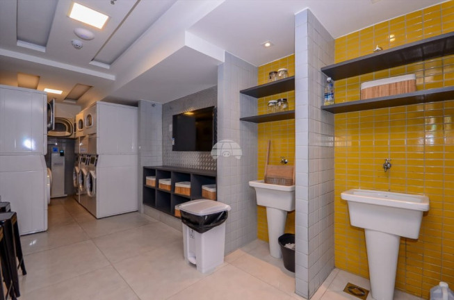 Imagem Apartamento com 1 Quarto à Venda, 17 m² em Centro - Curitiba Imagem Apartamento com 1 Quarto à Venda, 17 m² em Centro - Curitiba