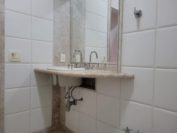 Imagem Apartamento com 3 Quartos à Venda, 201 m² em Copacabana - Rio De Janeiro Imagem Apartamento com 3 Quartos à Venda, 201 m² em Copacabana - Rio De Janeiro