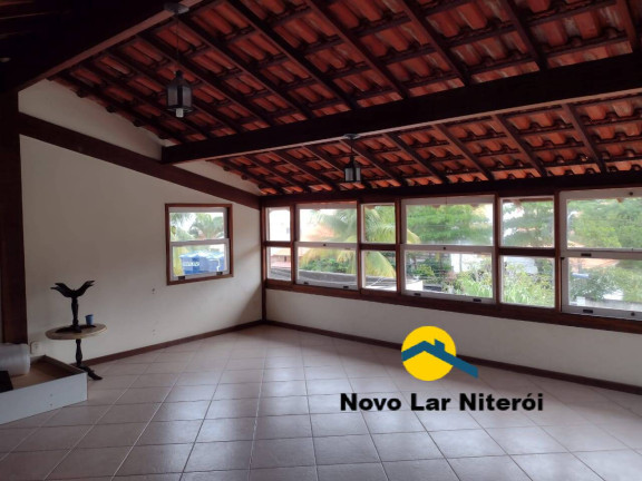 Imagem Casa com 4 Quartos à Venda, 360 m² em Piratininga - Niterói