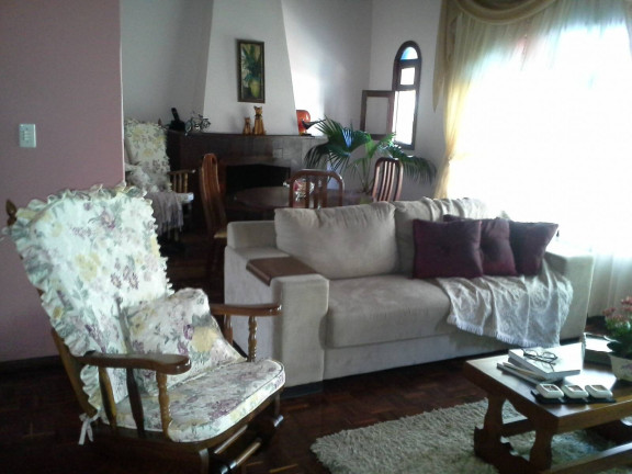 Imagem Casa com 2 Quartos à Venda, em Chácara Paraíso - Nova Friburgo Imagem Casa com 2 Quartos à Venda, em Chácara Paraíso - Nova Friburgo