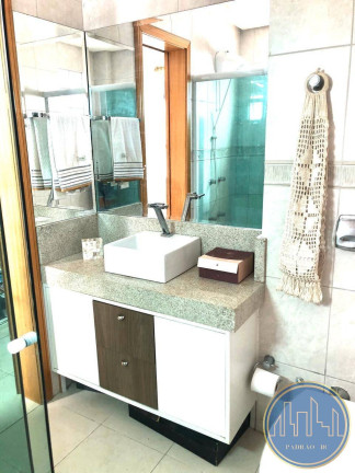 Imagem Apartamento com 3 Quartos para Temporada, 120 m² em Centro - Balneário Camboriú