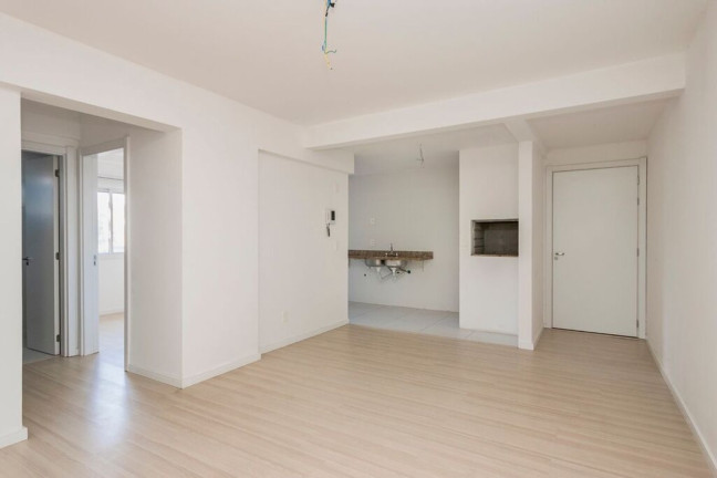 Imagem Imóvel com 2 Quartos à Venda, 80 m² em Passo Da Areia - Porto Alegre Imagem Imóvel com 2 Quartos à Venda, 80 m² em Passo Da Areia - Porto Alegre
