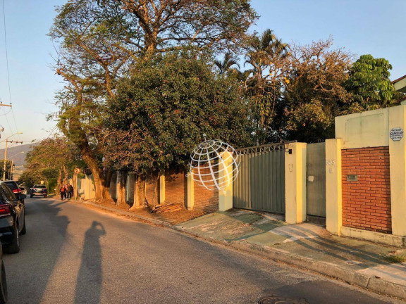 Imagem Casa com 10 Quartos à Venda, 414 m² em Nova Gardênia - Atibaia Imagem Casa com 10 Quartos à Venda, 414 m² em Nova Gardênia - Atibaia