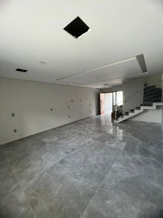 Imagem Casa com 3 Quartos à Venda, 150 m² em Floresta - Joinville Imagem Casa com 3 Quartos à Venda, 150 m² em Floresta - Joinville