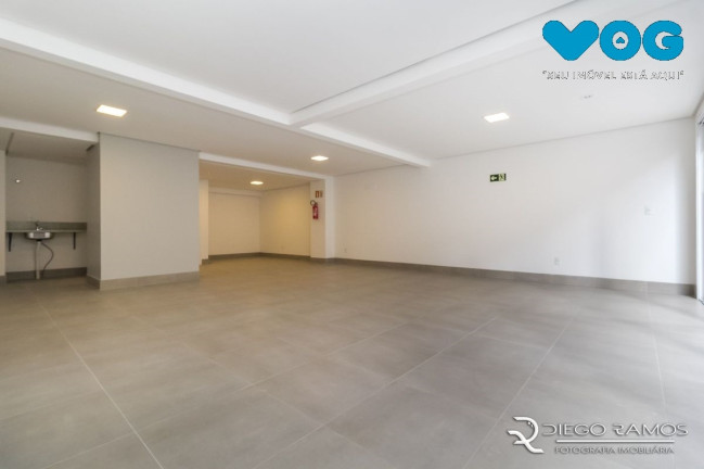 Imagem Imóvel com 2 Quartos à Venda, 70 m² em Jardim Do Salso - Porto Alegre