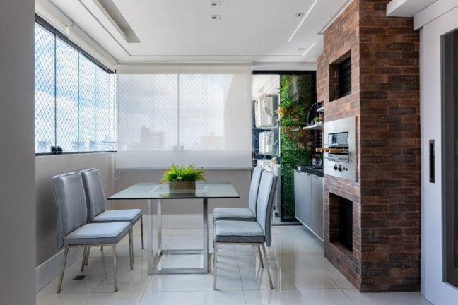 Imagem Imóvel com 4 Quartos à Venda, 200 m² em Umarizal - Belém Imagem Imóvel com 4 Quartos à Venda, 200 m² em Umarizal - Belém
