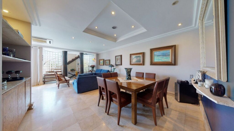Imagem Imóvel com 5 Quartos à Venda, 593 m² em Barra Da Tijuca - Rio De Janeiro Imagem Imóvel com 5 Quartos à Venda, 593 m² em Barra Da Tijuca - Rio De Janeiro