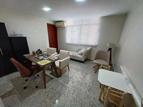 Imagem Casa com 12 Quartos à Venda ou Locação, 500 m² em Icaraí - Niterói Imagem Casa com 12 Quartos à Venda ou Locação, 500 m² em Icaraí - Niterói