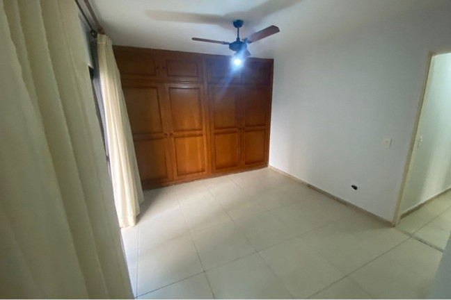 Imagem Apartamento com 3 Quartos à Venda, 133 m² em Tijuca - Rio De Janeiro Imagem Apartamento com 3 Quartos à Venda, 133 m² em Tijuca - Rio De Janeiro