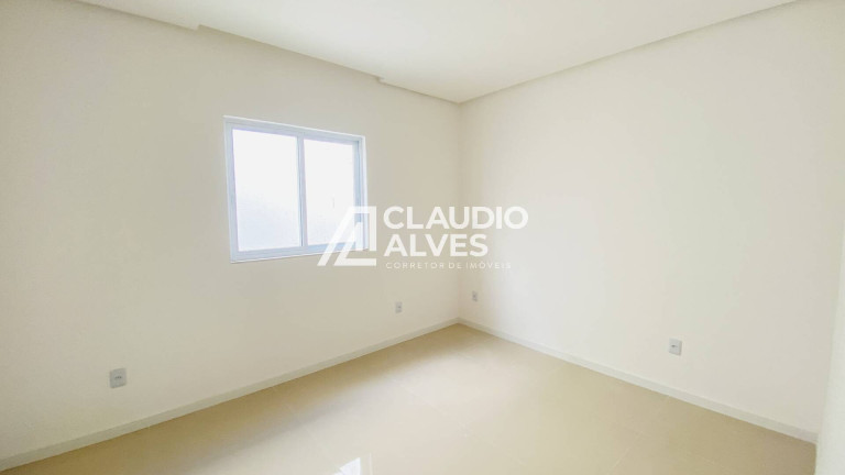 Imagem Casa com 4 Quartos à Venda, 118 m² em Sim - Feira De Santana Imagem Casa com 4 Quartos à Venda, 118 m² em Sim - Feira De Santana