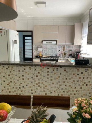 Sobrado com 4 Quartos à Venda, 179 m² em Ponte Rasa - São Paulo