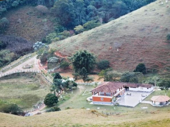 Chácara com 3 Quartos à Venda, 119 m² em Chácara Flórida - Taubaté