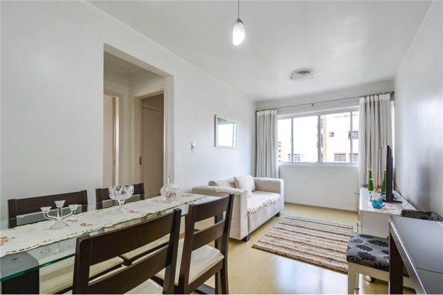 Imagem Imóvel com 1 Quarto à Venda, em Pinheiros - São Paulo Imagem Imóvel com 1 Quarto à Venda, em Pinheiros - São Paulo