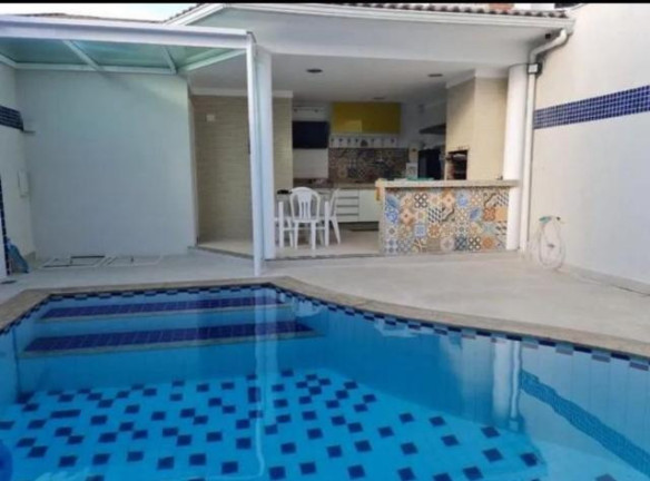 Imagem Casa com 3 Quartos à Venda, 250 m² em Camboinhas - Niterói Imagem Casa com 3 Quartos à Venda, 250 m² em Camboinhas - Niterói
