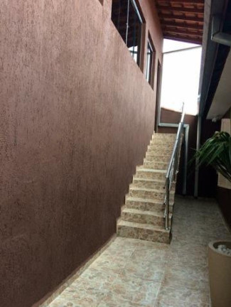Imagem Casa com 3 Quartos à Venda, 220 m² em Santa Teresa - Santa Isabel