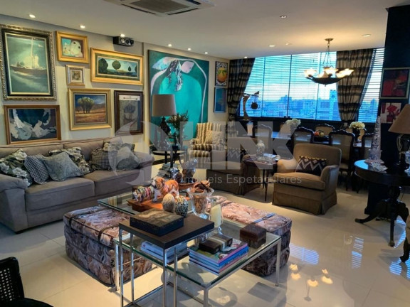 Imóvel com 4 Quartos à Venda, 418 m² em Petrópolis - Porto Alegre
