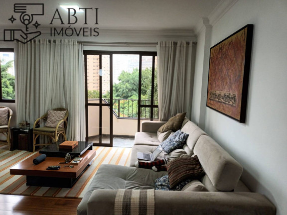 Apartamento à Venda, 130 m² em Moema - São Paulo