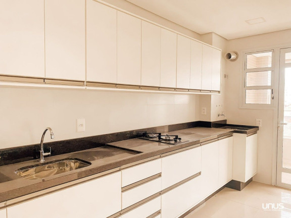Imagem Apartamento com 2 Quartos à Venda, 80 m² em Barreiros - São José