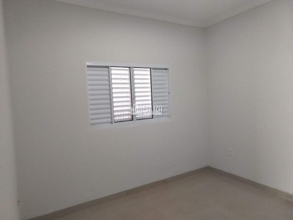 Imagem Casa com 2 Quartos à Venda, 200 m² em Jardim Espanha - Uberaba Imagem Casa com 2 Quartos à Venda, 200 m² em Jardim Espanha - Uberaba
