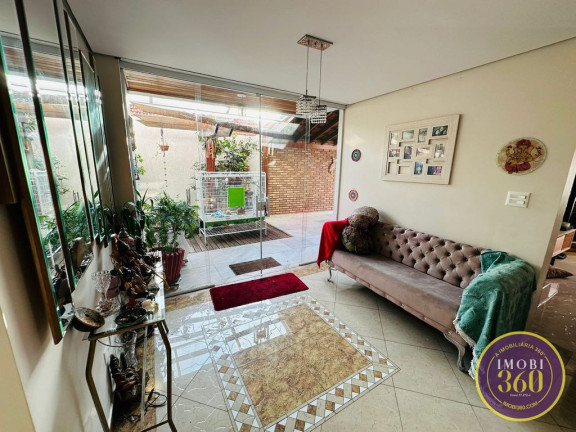 Imagem Casa com 3 Quartos à Venda, 226 m² em Vila Guilhermina - São Paulo Imagem Casa com 3 Quartos à Venda, 226 m² em Vila Guilhermina - São Paulo