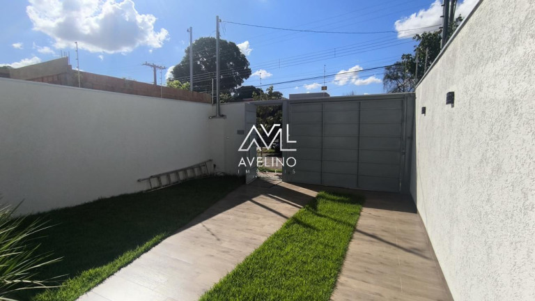 Imagem Casa com 3 Quartos à Venda, 125 m² em Santo Antônio - Campo Grande Imagem Casa com 3 Quartos à Venda, 125 m² em Santo Antônio - Campo Grande