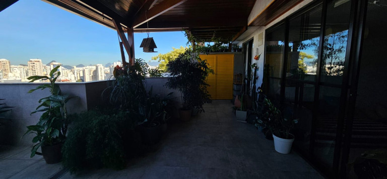 Imagem Cobertura com 4 Quartos à Venda, 230 m² em Santa Rosa - Niterói Imagem Cobertura com 4 Quartos à Venda, 230 m² em Santa Rosa - Niterói
