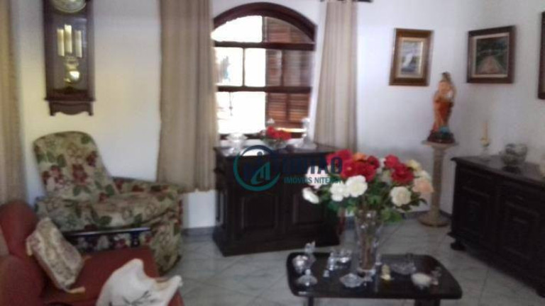 Imagem Casa com 2 Quartos à Venda, 360 m² em Itaipu - Niterói Imagem Casa com 2 Quartos à Venda, 360 m² em Itaipu - Niterói